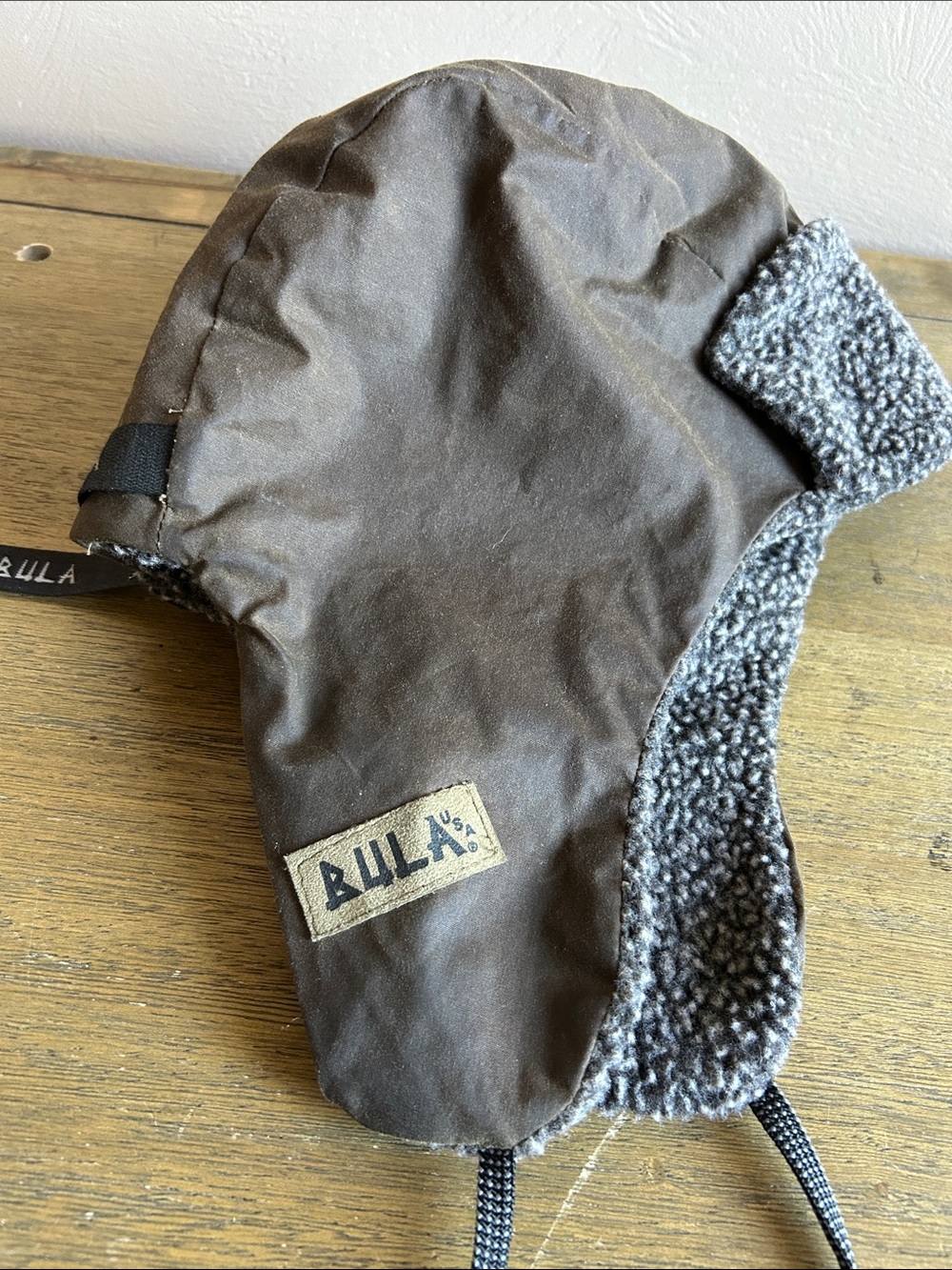 Vintage Bula Waxed Trapper Hat Sherpa Lining. Ear Flaps & Adjustable Chin Cord.